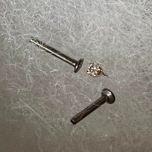 BVLA Diamond and Gold nose Stud